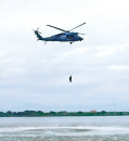 ヘリコプターによる救出訓練